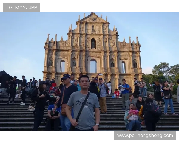 大三巴网：提供澳门大三巴的虚拟导览与高清图片，让你足不出户也能领略历史风采